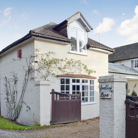 Swallow Barn Villa Chobham  Ngoại thất bức ảnh