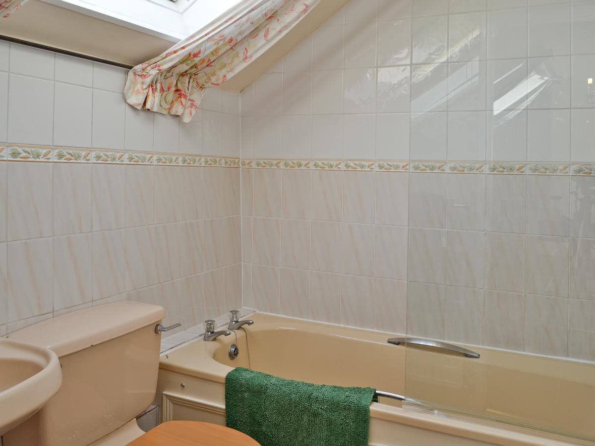 Swallow Barn Villa Chobham  Ngoại thất bức ảnh